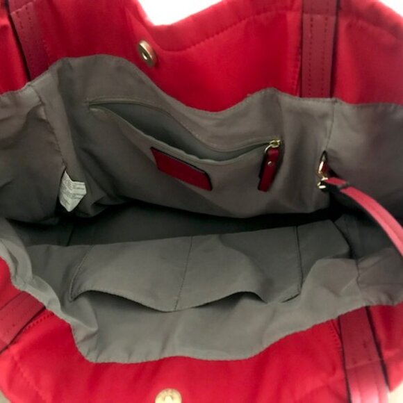 ANNE KLEIN ALLY Y2K LARGE RED NYLON TOTE BAG WEEKENDER WITH WRISTLET MAKEUP BAG - Picture 14 of 16